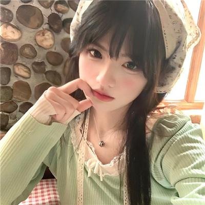 小鼓女